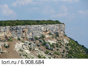 Столовая гора (Беш-Кош), вид с северной стороны Чуфут-Кале (2014 год). Стоковое фото, фотограф Игорь Долгов / Фотобанк Лори