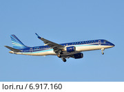 Самолёт авиакомпании Azerbaijan Airlines - AZAL ("Азербайджанские авиалинии - АЗАЛ") (2015 год). Редакционное фото, фотограф Карданов Олег / Фотобанк Лори