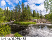 Водопады на реке Tokhmayoki (Рускеала), Карелия. Стоковое фото, фотограф Михаил Аккуратoв / Фотобанк Лори