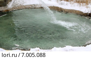 Струи воды источника сероводорода. Стоковое видео, видеограф Курганов Александр / Фотобанк Лори