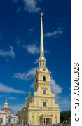 Петропавловский собор (1712-1733, архитектор Доменико Трезини) в Петропавловской крепости, Санкт-Петербург (2014 год). Стоковое фото, фотограф Виктория Фрадкина / Фотобанк Лори