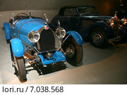 Москва. Музей ретроавтомобилей - "Автовилль". Бугатти  Кабриолет Stelvio, 1935 год выпуска, Франция. (2015 год). Редакционное фото, фотограф Александр С. Курбатов / Фотобанк Лори