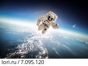 Astronaut in outer space. Стоковое фото, фотограф Андрей Армягов / Фотобанк Лори