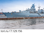 Корабль Mecklenburg-Vorpommern - последний в серии фрегат типа "Бранденбург" (2012 год). Редакционное фото, фотограф Сергей Дубров / Фотобанк Лори