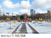 Химки, сквер Марии Рубцовой (2015 год). Редакционное фото, фотограф Володина Ольга / Фотобанк Лори