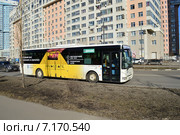 Бесплатный автобус от метро Динамо до АвиаПарка. Проезд Берёзовой Рощи. Москва (2015 год). Редакционное фото, фотограф lana1501 / Фотобанк Лори
