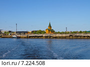 Белое море, вид на пристань Рабочеостровска. Карелия. Россия (2011 год). Стоковое фото, фотограф Андрей Соловьев / Фотобанк Лори