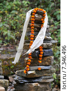 Nepal, Annapurna Conservation Area, Small Stone Cairns. Редакционное фото, агентство BE&W Photo / Фотобанк Лори