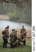 Реконструкция боя времен войны (2015 год). Редакционное фото, фотограф Евгения Кирильченко / Фотобанк Лори