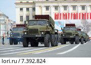 Колонна БМ-21-1 (РСЗО "Град") на репетиции парада в честь Дня Победы. Санкт-Петербург (2015 год). Редакционное фото, фотограф Виктор Карасев / Фотобанк Лори