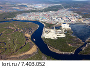 Вид сверху на город Лянтор и реку Пим (2015 год). Стоковое фото, фотограф Владимир Мельников / Фотобанк Лори