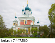 Церковь Покрова Пресвятой Богородицы в Егерской слободе пасмурным майским днем. Мариенбург, Гатчина (2015 год). Стоковое фото, фотограф Виктор Карасев / Фотобанк Лори