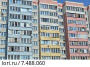 Десятиэтажный двухподъездный панельный жилой дом серии 90.1-1М . Северный микрорайон, 2а. Красноармейск. Пушкинский район. Московская область (2015 год). Редакционное фото, фотограф lana1501 / Фотобанк Лори