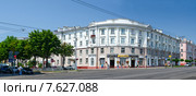 Кофейня и ресторан "Румянцевский" по улице Советской, 38, Гомель (2015 год). Редакционное фото, фотограф Ольга Коцюба / Фотобанк Лори