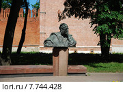 Памятник Пушкину А.С. (2015 год). Редакционное фото, фотограф Виктор Мандриков / Фотобанк Лори