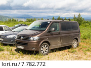 Volkswagen Caravelle (2015 год). Редакционное фото, фотограф Art Konovalov / Фотобанк Лори