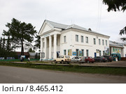 Усть-Цильма, Республика Коми, здание Дома культуры (2015 год). Редакционное фото, фотограф Елена Боброва / Фотобанк Лори