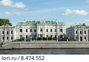 Особняк Харитоненко на Софийской набережной. Лето. Москва (2015 год). Стоковое фото, фотограф E. O. / Фотобанк Лори