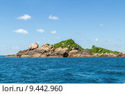 Остров в Индийском океане. Шри-Ланка, Pigeon Island, Нилавели (2015 год). Стоковое фото, фотограф Владимир Сергеев / Фотобанк Лори