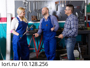 Portrait two workers and superviser. Стоковое фото, фотограф Яков Филимонов / Фотобанк Лори