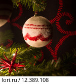 christmas tree with ornaments balls. Стоковое фото, фотограф Nicola Galiero / PantherMedia / Фотобанк Лори