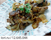 Kazan kavap - Уйгурское блюдо мясо с овощами, среднеазиатская кухня. Стоковое фото, фотограф Александр Fanfo / Фотобанк Лори