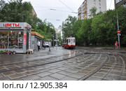 Москва, 27 трамвай на Соболевском проезде (2015 год). Редакционное фото, фотограф Володина Ольга / Фотобанк Лори