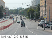 Москва, улица Стромынка летом (2015 год). Редакционное фото, фотограф Дмитрий Неумоин / Фотобанк Лори