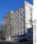 Улица Большая Полянка, 51а/9. (Мосстройэкономбанк).Москва (2010 год). Редакционное фото, фотограф lana1501 / Фотобанк Лори