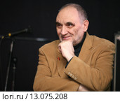 В Продюсерском центре Игоря Сандлера прошла пресс-конференция, посвящённая 50-летию легендарной группы Бари Алибасова «Интеграл». Музыкант Алексей Козлов (2015 год). Редакционное фото, фотограф Александр С. Курбатов / Фотобанк Лори