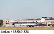 Самолет GVI G650 в аэропорту Домодедово (2015 год). Редакционное фото, фотограф Ekaterina Andreeva / Фотобанк Лори