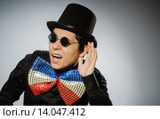 Funny man with sunglasses and vintage hat. Стоковое фото, фотограф Elnur / Фотобанк Лори