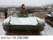 "Контрнаступление. Декабрь 1941". Военно-исторический фестиваль (историческая реконструкция). Легкий танк Т-60 (2015 год). Редакционное фото, фотограф Алексей Бок / Фотобанк Лори