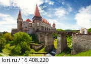 Замок Корвинов, Хунедоара, Румыния (2015 год). Стоковое фото, фотограф Дмитрий Кутлаев / Фотобанк Лори