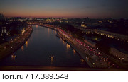 Москва на закате. Исторический центр. Вид с коптера. Стоковое видео, видеограф Евгений Ковалев / Фотобанк Лори