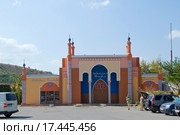 "Восточная сказка" - 5-D кинотеатр в Бахчисарае. Крым (2015 год). Редакционное фото, фотограф Александр Щепин / Фотобанк Лори