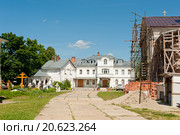 Киржач. Дом вратарниц в Благовещенском монастыре (2015 год). Стоковое фото, фотограф Бурмистрова Ирина / Фотобанк Лори