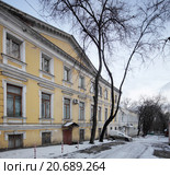 Москва, Большой Спасоголенищевский переулок дом 3 (2016 год). Редакционное фото, фотограф Дмитрий Неумоин / Фотобанк Лори