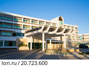 Кипр. Constantinou Bros Pioneer Beach Hotel (2015 год). Редакционное фото, фотограф Михаил Ворожцов / Фотобанк Лори