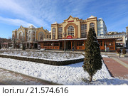 Отель "Венеция" на Курортном бульваре в Кисловодске (2016 год). Редакционное фото, фотограф Алексей Гусев / Фотобанк Лори
