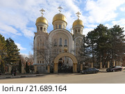 Православный Свято-Никольский собор в городе Кисловодске (2016 год). Редакционное фото, фотограф Алексей Гусев / Фотобанк Лори