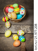 Easter eggs in the basket. Стоковое фото, фотограф Типляшина Евгения / Фотобанк Лори