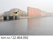 Санкт-Петербург. Река Фонтанка. Туманный день (2016 год). Стоковое фото, фотограф Александр Алексеев / Фотобанк Лори