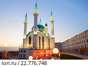 Мечеть Кул-Шариф в апрельских сумерках. Казань (2016 год). Стоковое фото, фотограф Виктор Карасев / Фотобанк Лори