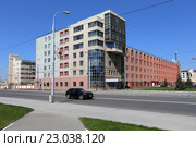 Обувная фабрика «Спартак», Казань, улица Марселя Салимжанова (2016 год). Редакционное фото, фотограф Алексей Гусев / Фотобанк Лори