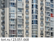Фасад современный жилого дома на улице Алабяна в Москве (Жилой комплекс "Мономах") (2016 год). Редакционное фото, фотограф Александр Замараев / Фотобанк Лори