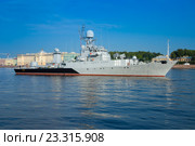 МПК «Казанец» пришвартован на Неве для участия в параде в честь Дня ВМФ России (2016 год). Редакционное фото, фотограф Сергей Дубров / Фотобанк Лори