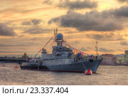 Военный корабль на параде в день ВМФ. Санкт-Петербург 2016. МПК-205 "Казанец" Редакционное фото, фотограф Литвяк Игорь / Фотобанк Лори