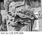 Фрагмент скульптуры дракона, Китай (2016 год). Стоковое фото, фотограф Корнилова Светлана / Фотобанк Лори