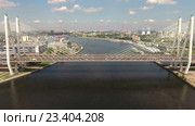 Отдаление от вантового моста. Большой Обуховский мост. Река Нева, Санкт-Петербург (2016 год). Стоковое видео, видеограф Кекяляйнен Андрей / Фотобанк Лори